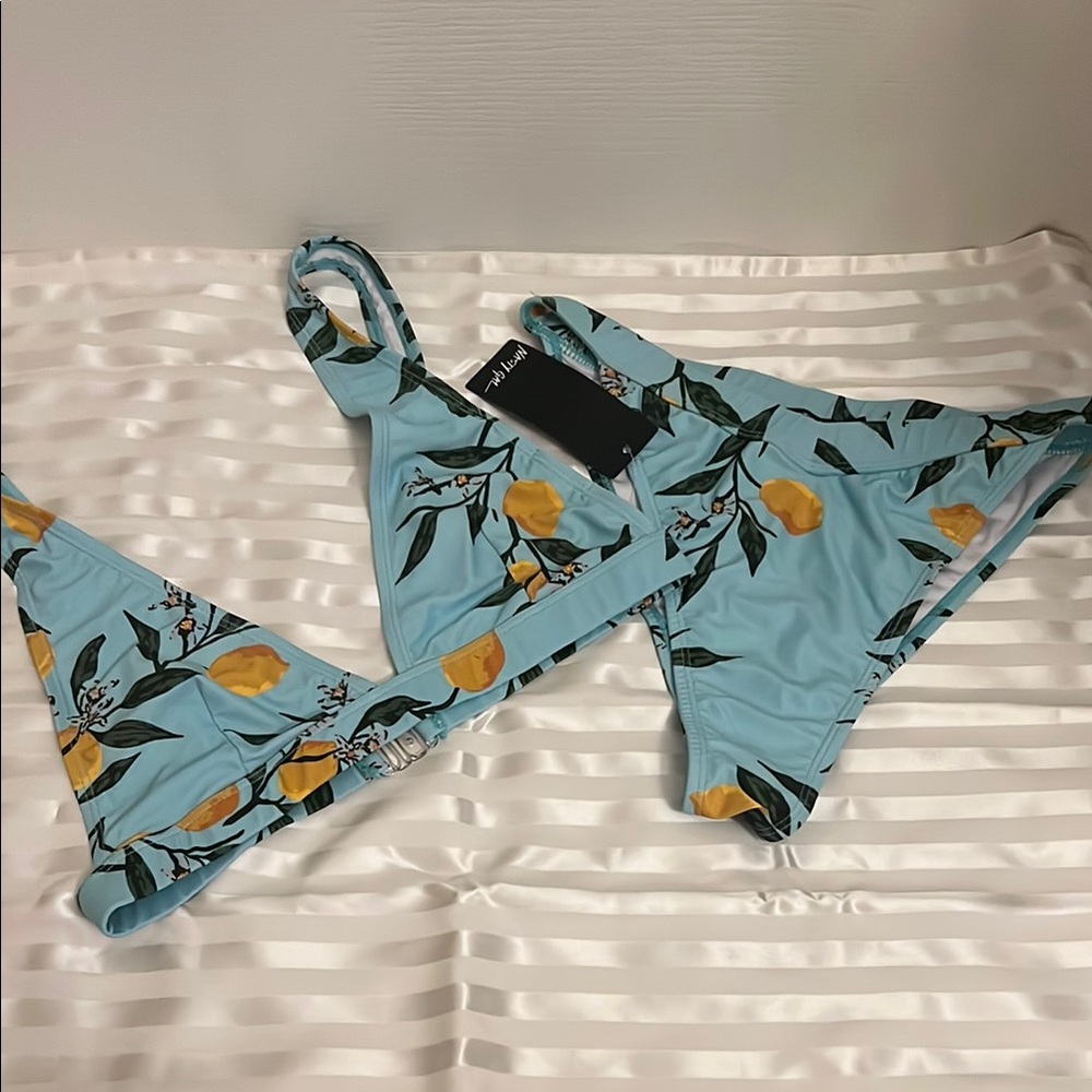 Nasty Gal Lemon Bikini Set size 8. NWT!
